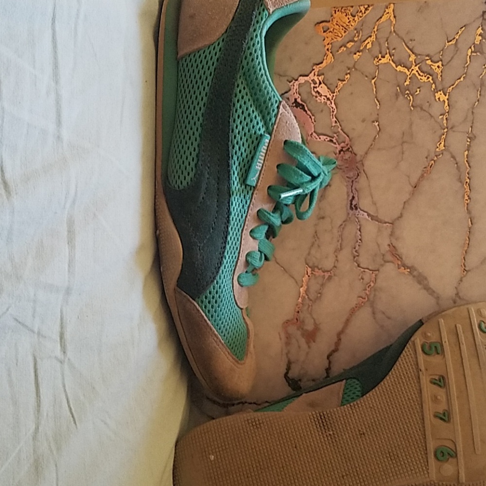Puma walking/running shoes